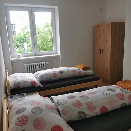 Near Ice Arena Homestay szállás